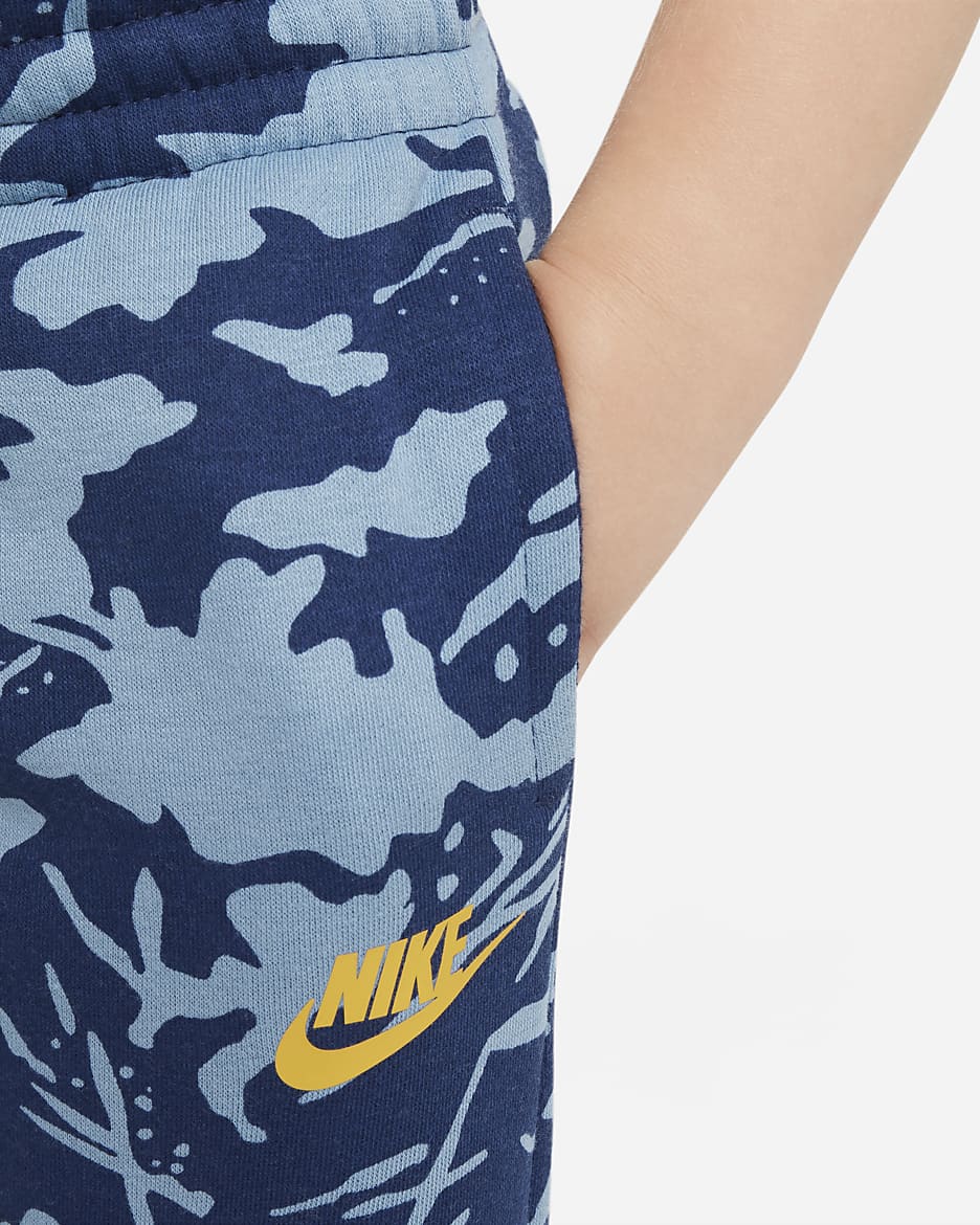 Nike Toddler Club Camo Fleece Pants. Nike